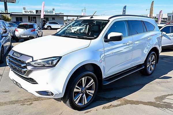 2023 Isuzu MU-X LS-T