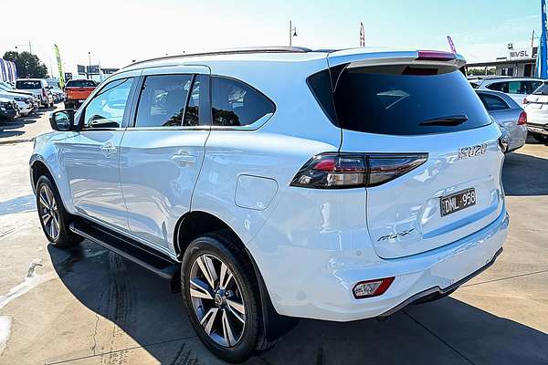 2023 Isuzu MU-X LS-T