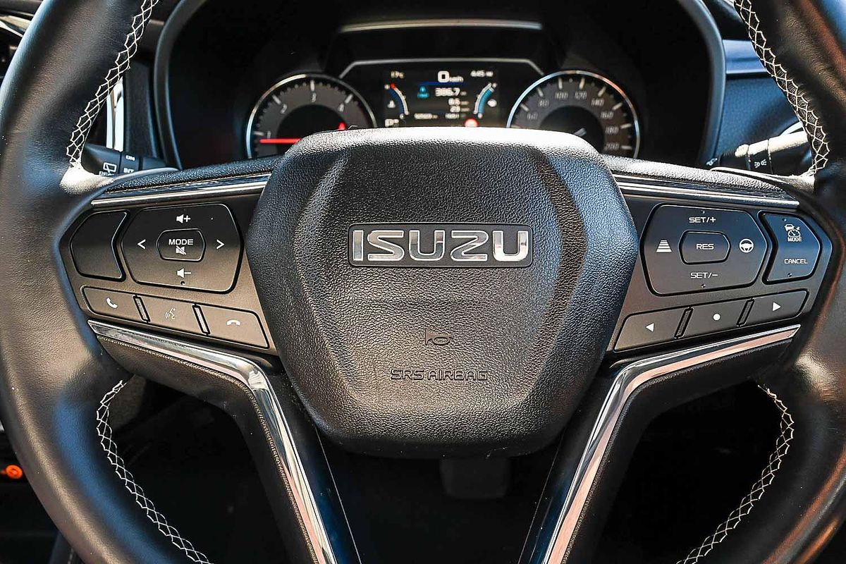 2023 Isuzu MU-X LS-T
