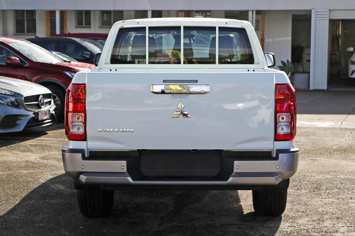 2024 Mitsubishi Triton GLX MV Rear Wheel Drive