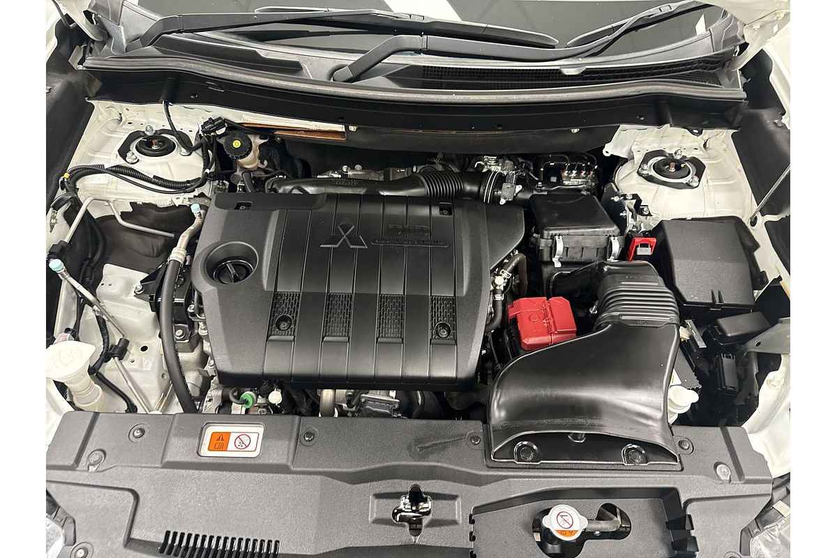 2019 Mitsubishi Outlander LS ZL