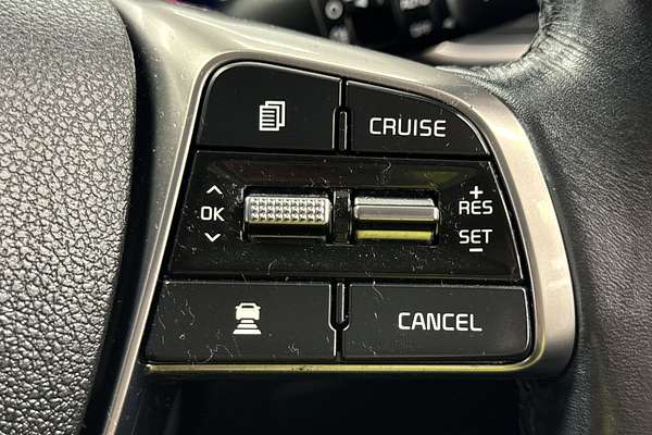 2018 Kia Sorento SLi UM