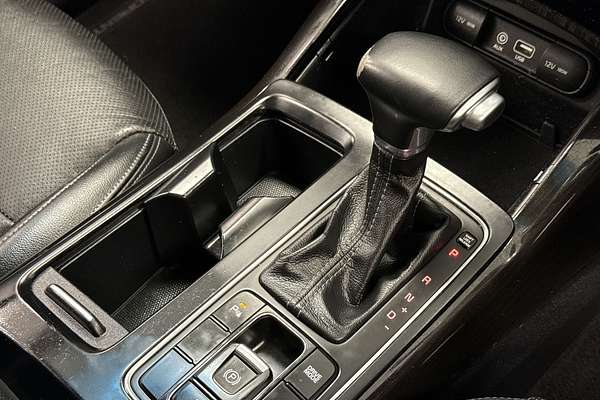 2018 Kia Sorento SLi UM