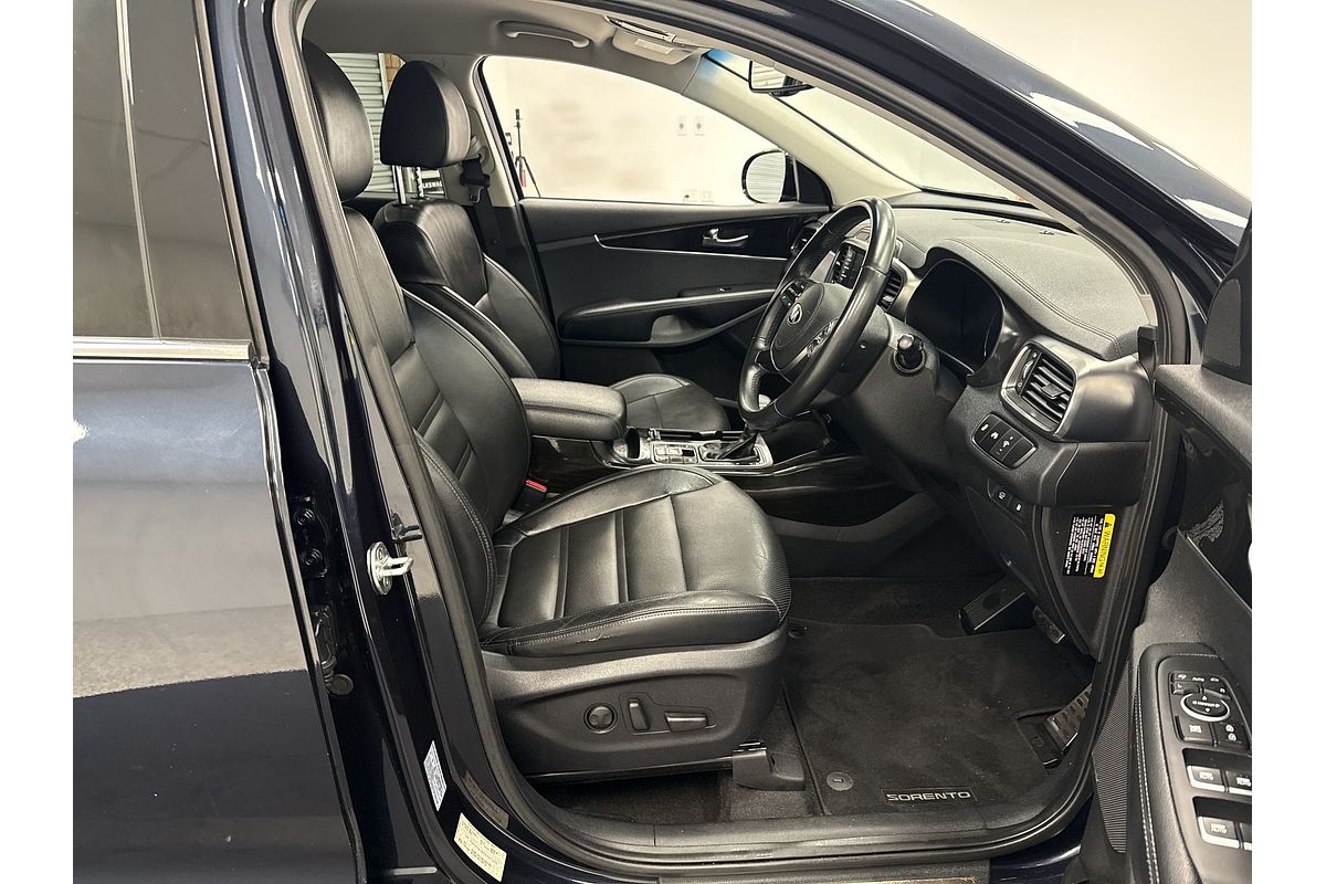 2018 Kia Sorento SLi UM