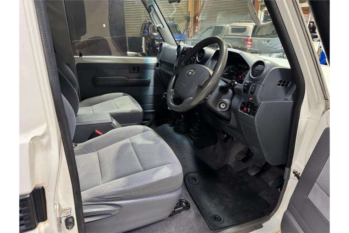 2017 Toyota Landcruiser GXL VDJ79R 4X4