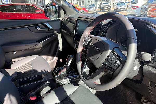 2024 Isuzu D-MAX X-TERRAIN 4X4