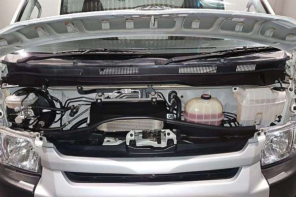 2015 Toyota Hiace KDH221R