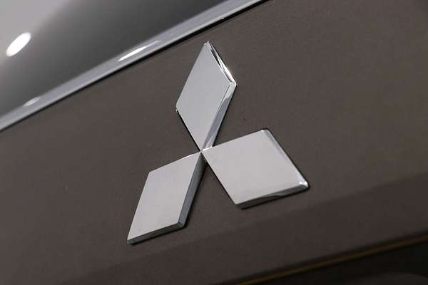 2015 Mitsubishi Outlander Exceed ZK