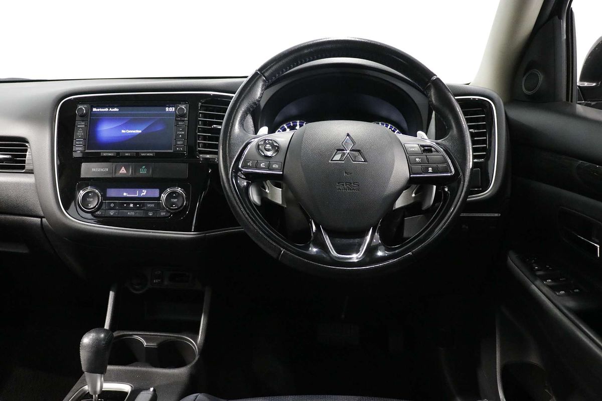 2015 Mitsubishi Outlander Exceed ZK