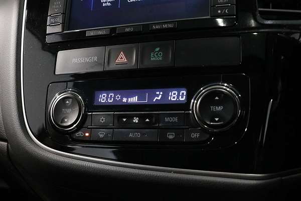 2015 Mitsubishi Outlander Exceed ZK