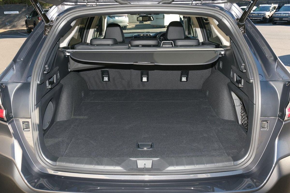 2025 Subaru Outback AWD Touring 6GEN