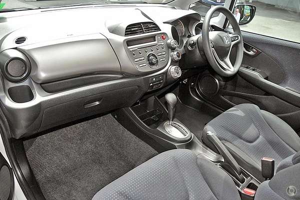 2010 Honda Jazz GLi GE