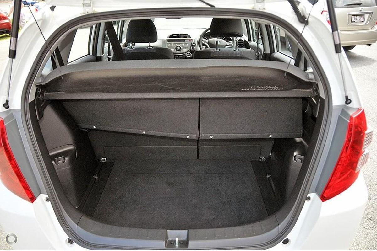 2010 Honda Jazz GLi GE