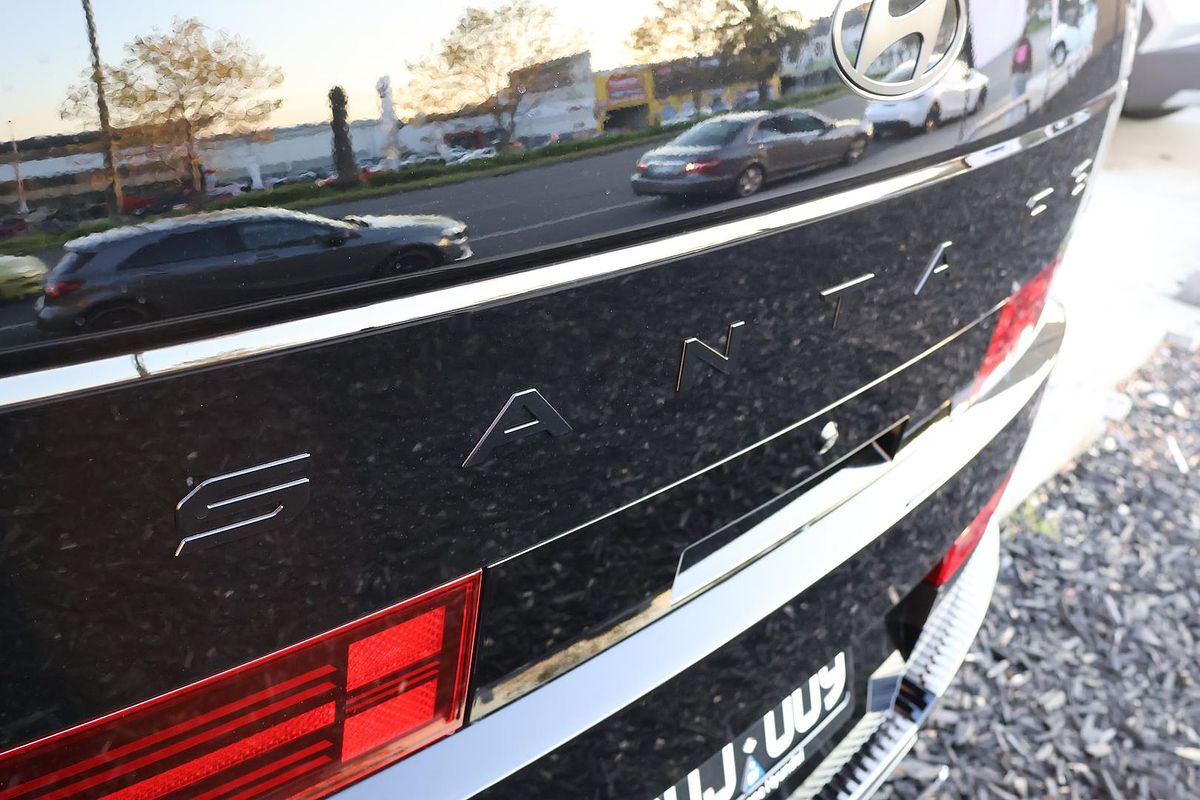 2025 Hyundai Santa Fe Hybrid Calligraphy MX5.V1