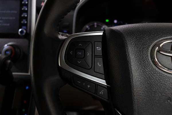 2022 Toyota Hiace GDH300R LWB