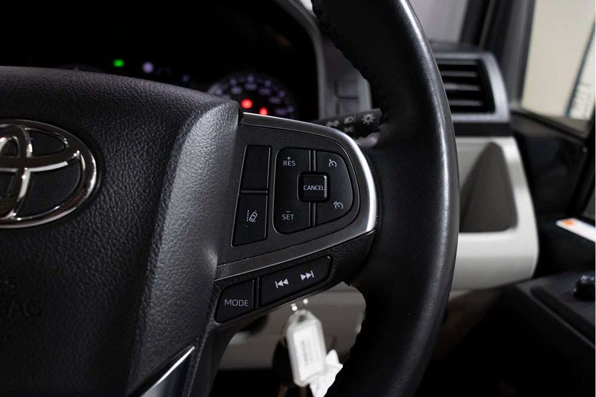 2022 Toyota Hiace GDH300R LWB