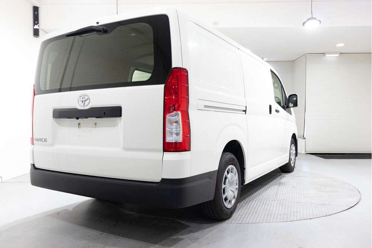 2022 Toyota Hiace GDH300R LWB