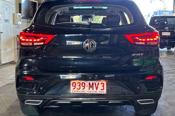 2021 MG ZS Essence AZS1