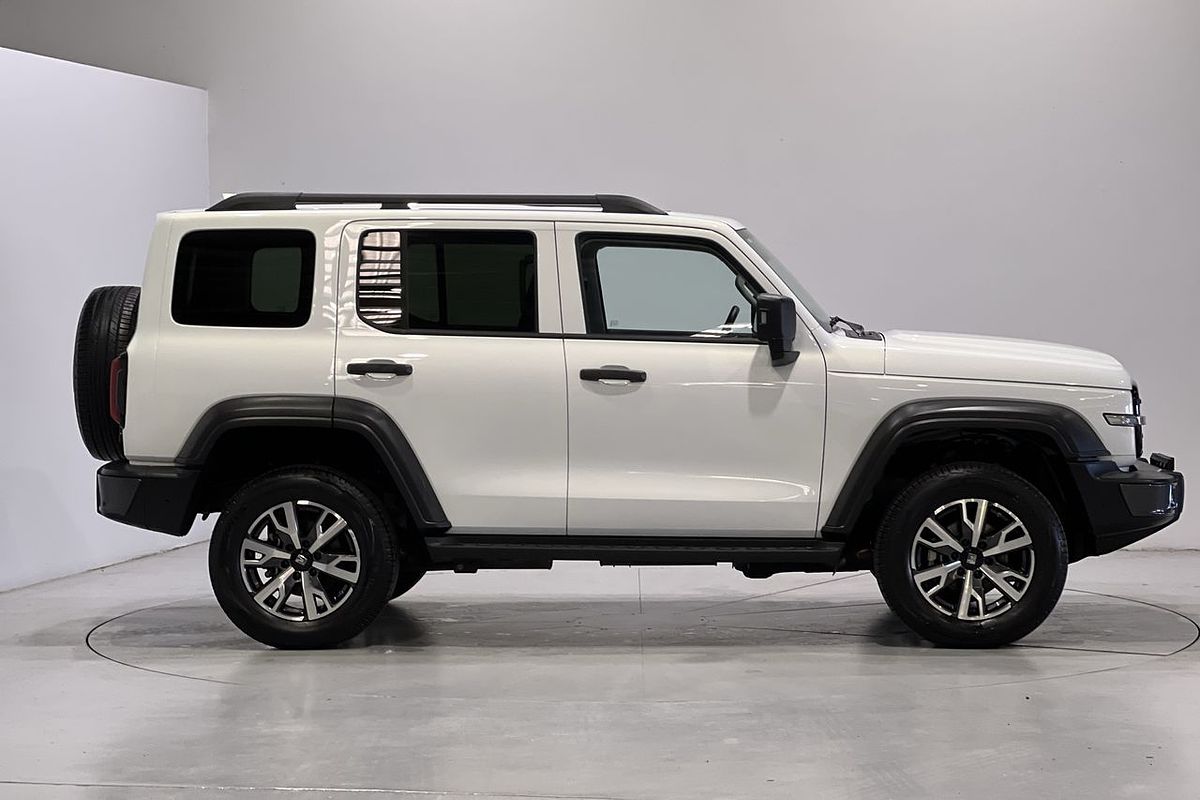 2023 GWM Tank 300 Ultra Hybrid P01