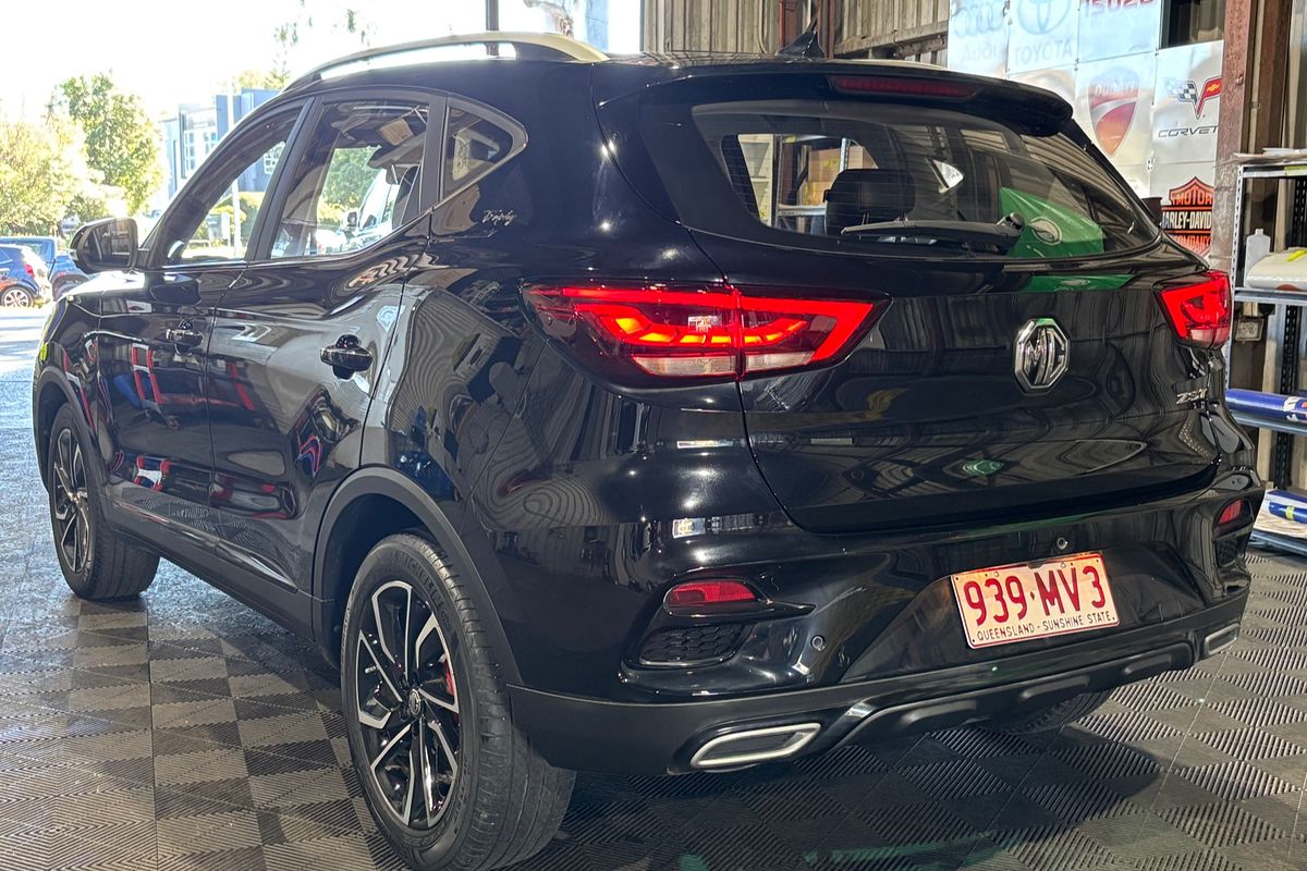 2021 MG ZS Essence AZS1