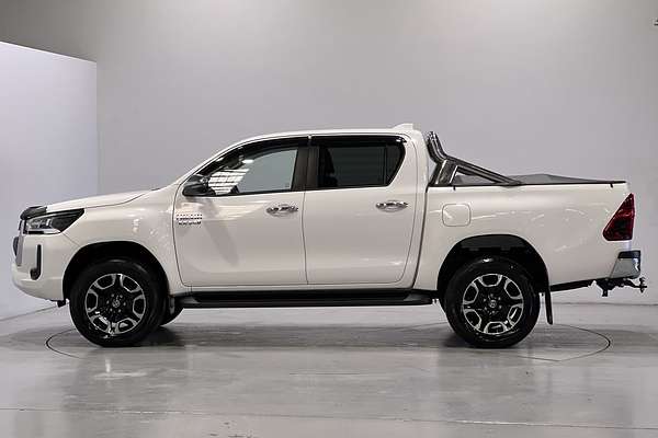 2021 Toyota Hilux SR5 GUN126R 4X4