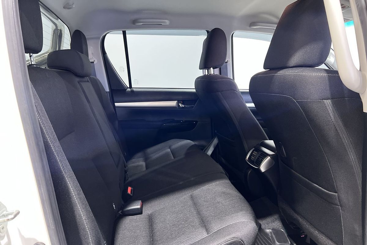 2021 Toyota Hilux SR5 GUN126R 4X4