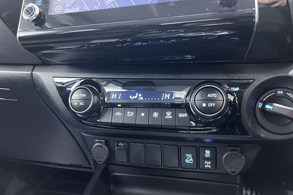 2021 Toyota Hilux SR5 GUN126R 4X4