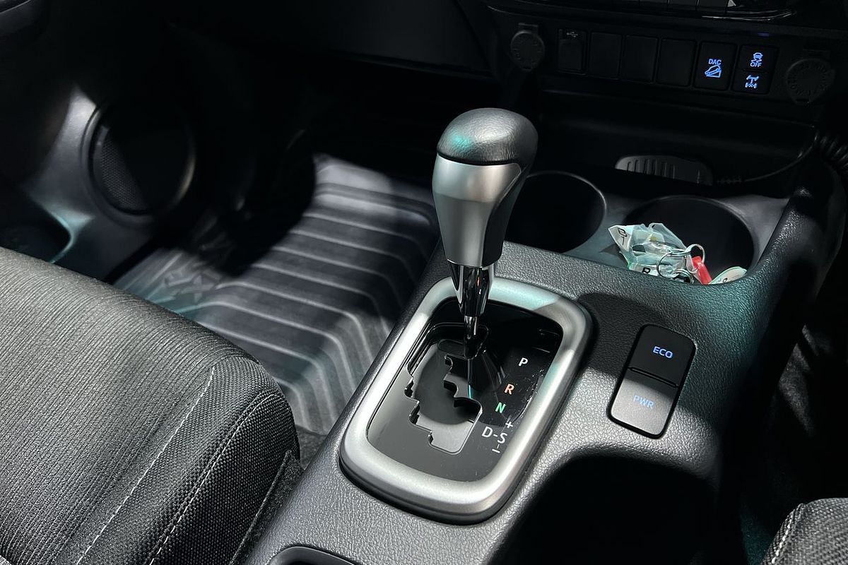 2021 Toyota Hilux SR5 GUN126R 4X4