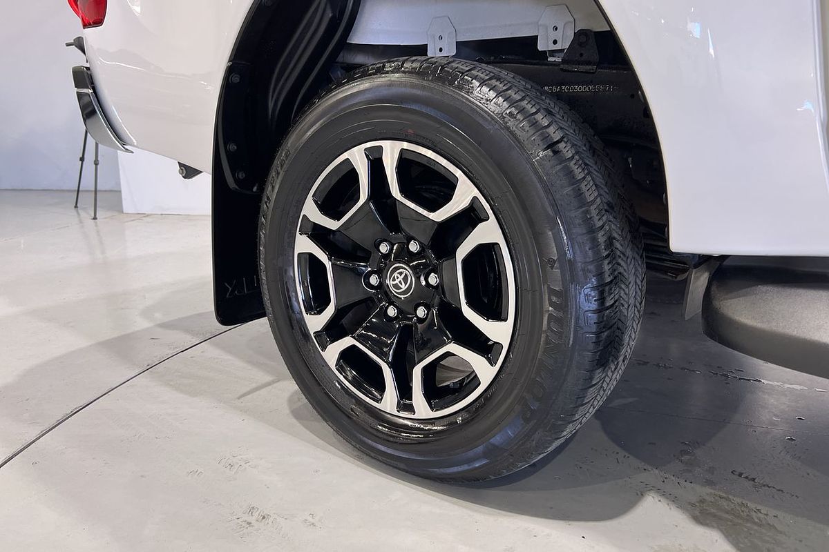 2021 Toyota Hilux SR5 GUN126R 4X4