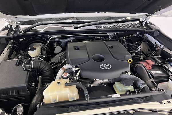 2021 Toyota Hilux SR5 GUN126R 4X4