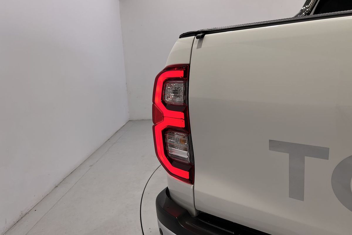 2021 Toyota Hilux SR5 GUN126R 4X4