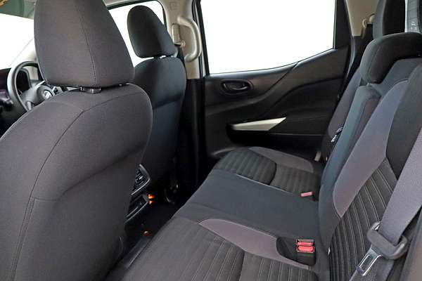 2021 Nissan Navara SL D23 Rear Wheel Drive