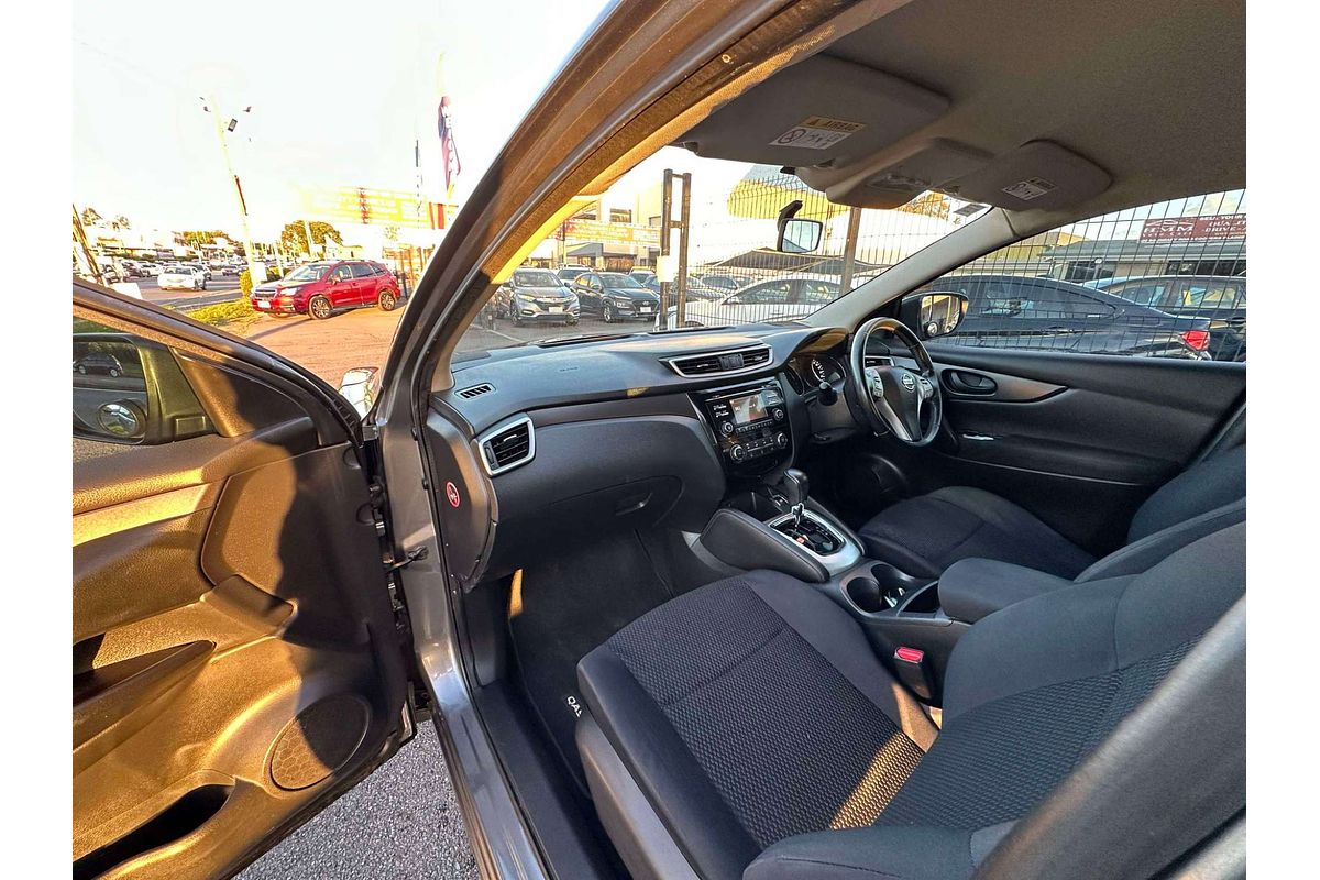 2014 Nissan Qashqai  ST