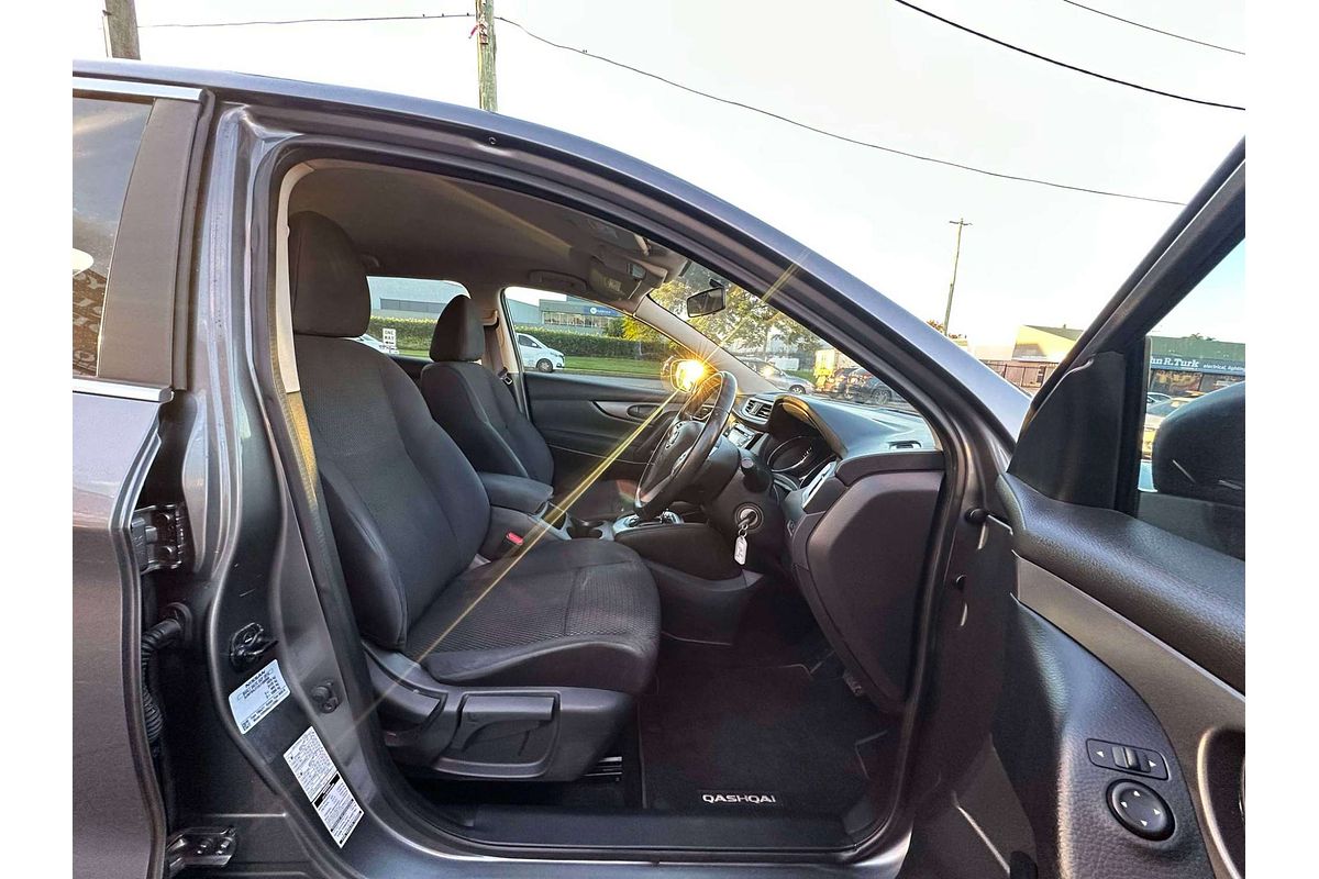 2014 Nissan Qashqai  ST