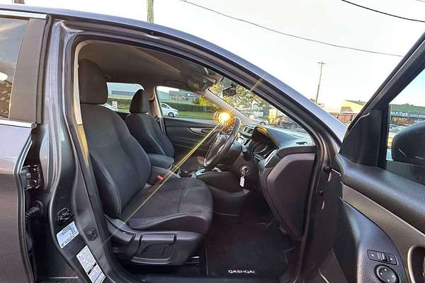 2014 Nissan Qashqai  ST