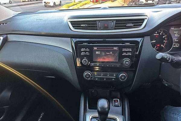 2014 Nissan Qashqai  ST