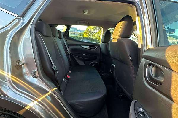 2014 Nissan Qashqai  ST