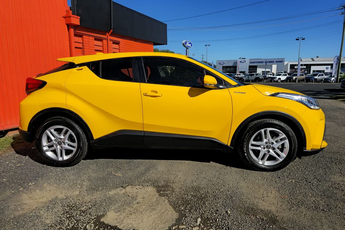 2020 Toyota C-HR NGX10R