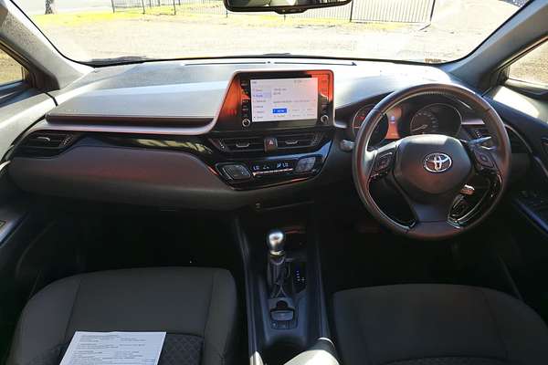 2020 Toyota C-HR NGX10R