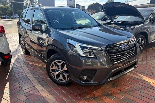 2024 Subaru Forester 2.5i Luxury Special Edition S5