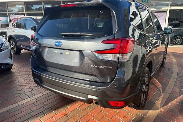 2024 Subaru Forester 2.5i Luxury Special Edition S5