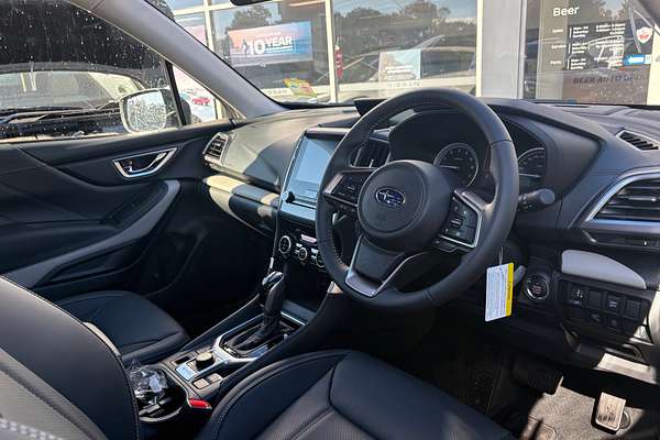 2024 Subaru Forester 2.5i Luxury Special Edition S5