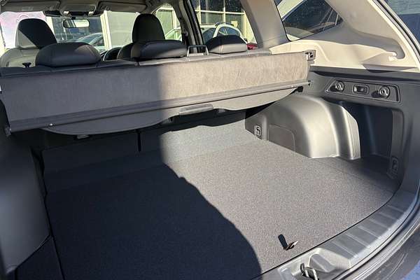 2024 Subaru Forester 2.5i Luxury Special Edition S5