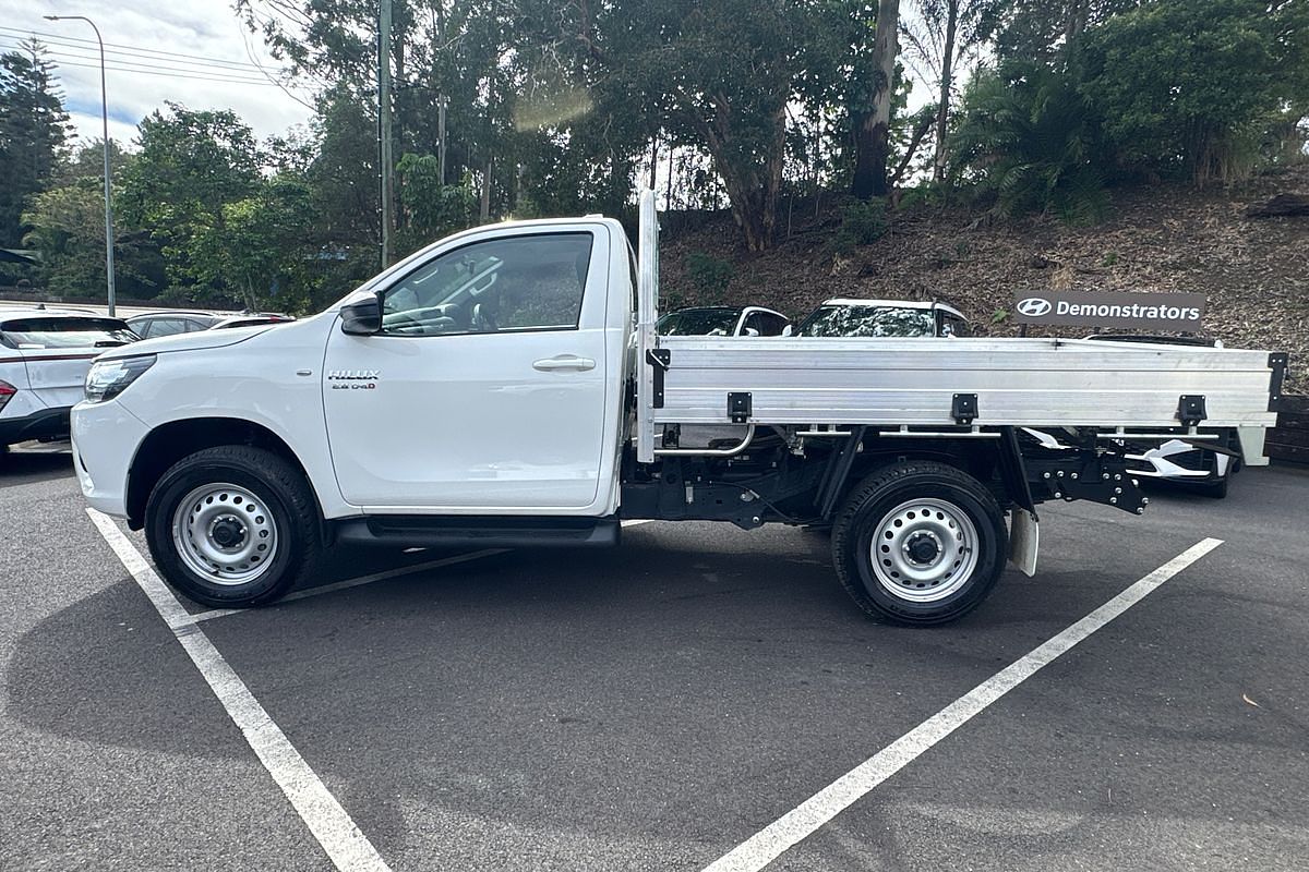 2024 Toyota Hilux SR GUN126R 4X4