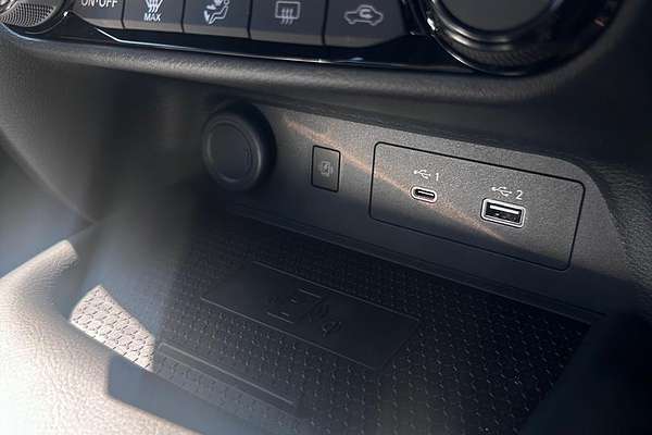 2025 Nissan JUKE ST-L F16