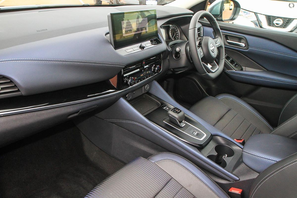 2024 Nissan QASHQAI ST-L J12