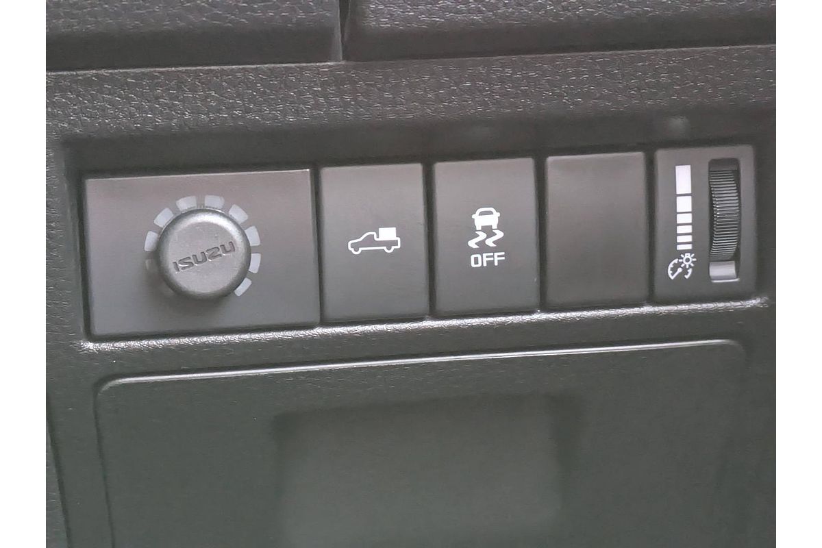 2025 Isuzu D-MAX LS-U 4X4