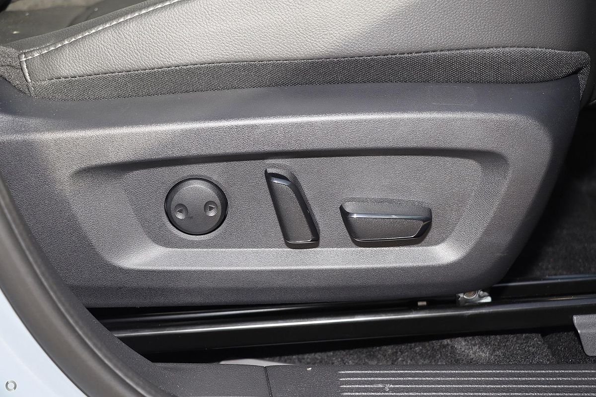 2025 Nissan QASHQAI N-DESIGN e-POWER J12
