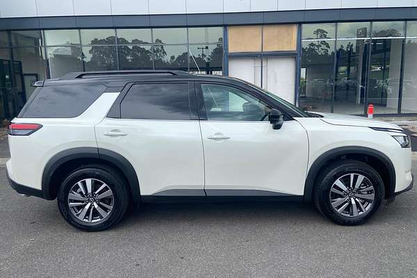 2024 Nissan Pathfinder Ti R53