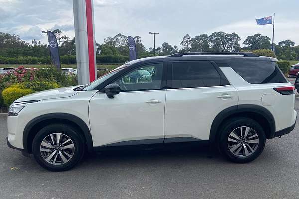 2024 Nissan Pathfinder Ti R53